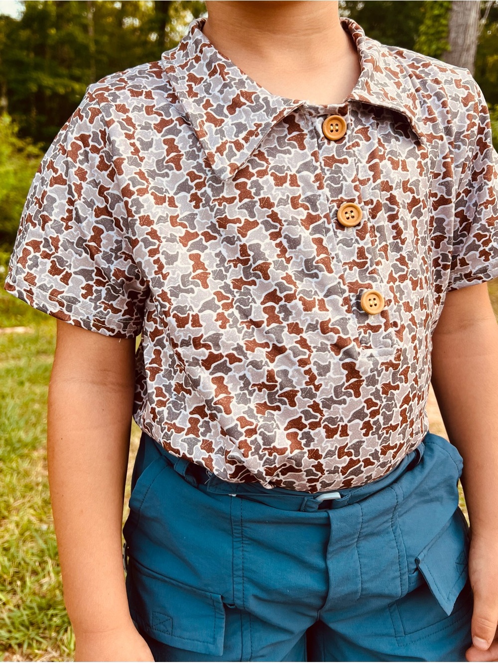 Short-Sleeve Button-Up Shirt in Brown & Cream Print for Kids